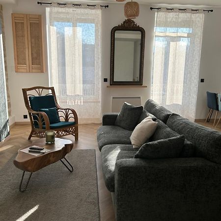 Carnot Place Bourgoin-Jallieu Екстериор снимка