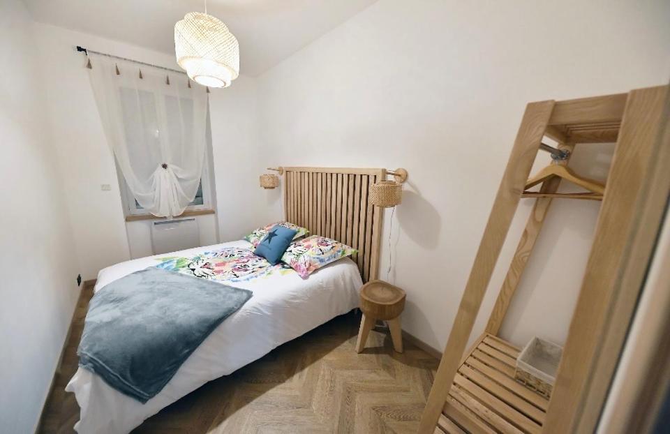 Carnot Place Bourgoin-Jallieu Екстериор снимка